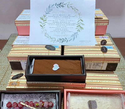 Reuniones de empleados y celebraciones de cumpleaños